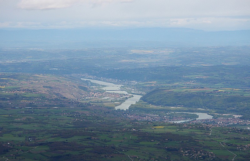 #8 Vallée du Rhône (bis) : Vienne et les vignes de Condrieu et Cote Rotie Vallée du Rhône (bis) : Vienne et les vignes de Condrieu et Cote Rotie