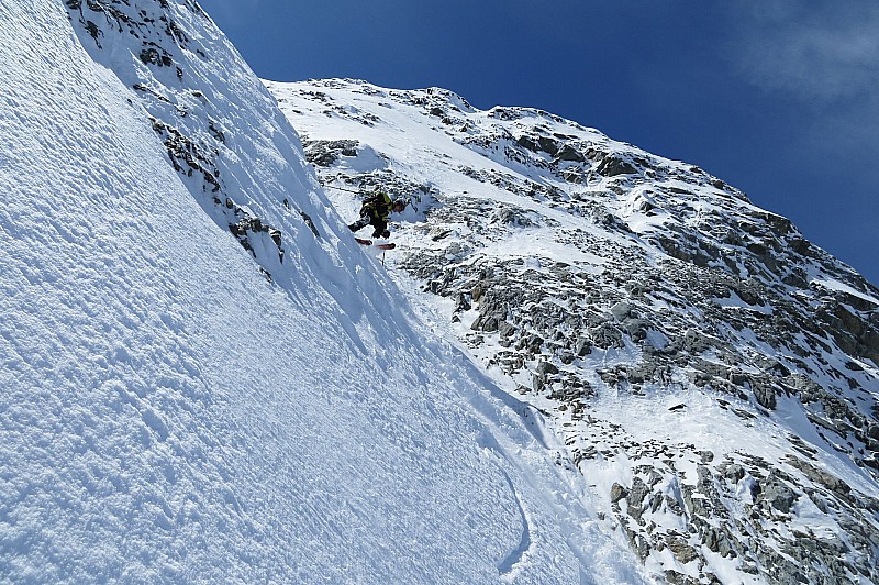 #15 Le ressaut à ski : Étroit mais ça passe! Le ressaut à ski : Étroit mais ça passe!