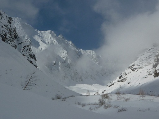 #2 Vallon du Chardon : Y a l Vallon du Chardon : Y a l'air d'avoir de la neige..