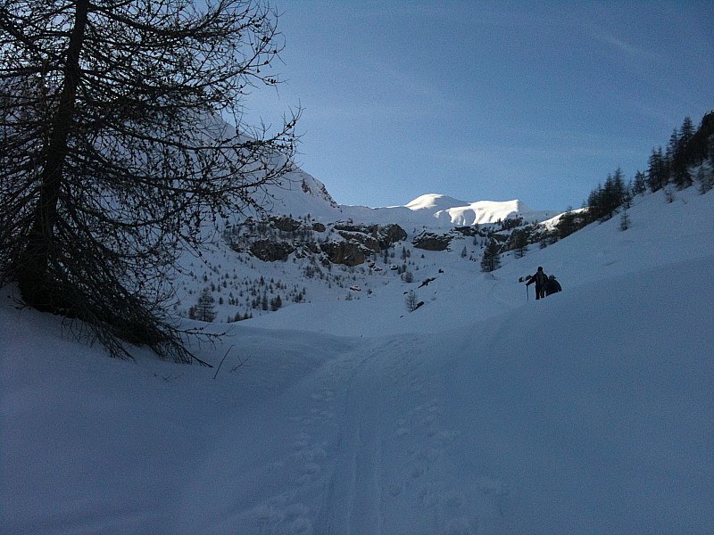#1 le soleil sort : au depart,l le soleil sort : au depart,l 'enneigement est vraiment bon...