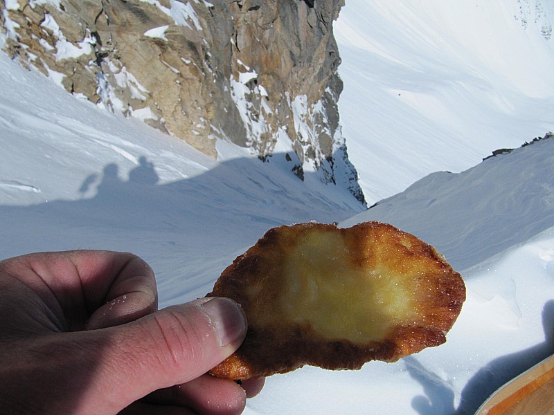 #7 avant d avant d'attaquer la descente : une petite "barre" catalane , home made by Zigual : excellent !