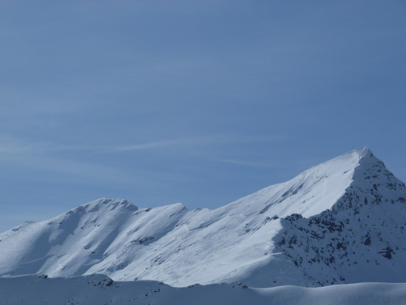 #4 avalanche face N du grand Parp : avalanche très récente avalanche face N du grand Parp : avalanche très récente