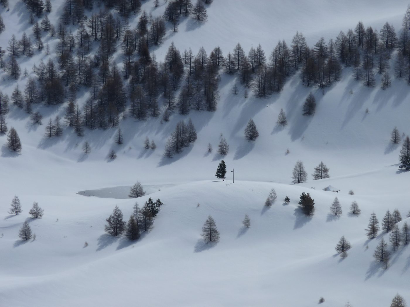 #7 Le lac et la croix : En toute simplicité Le lac et la croix : En toute simplicité