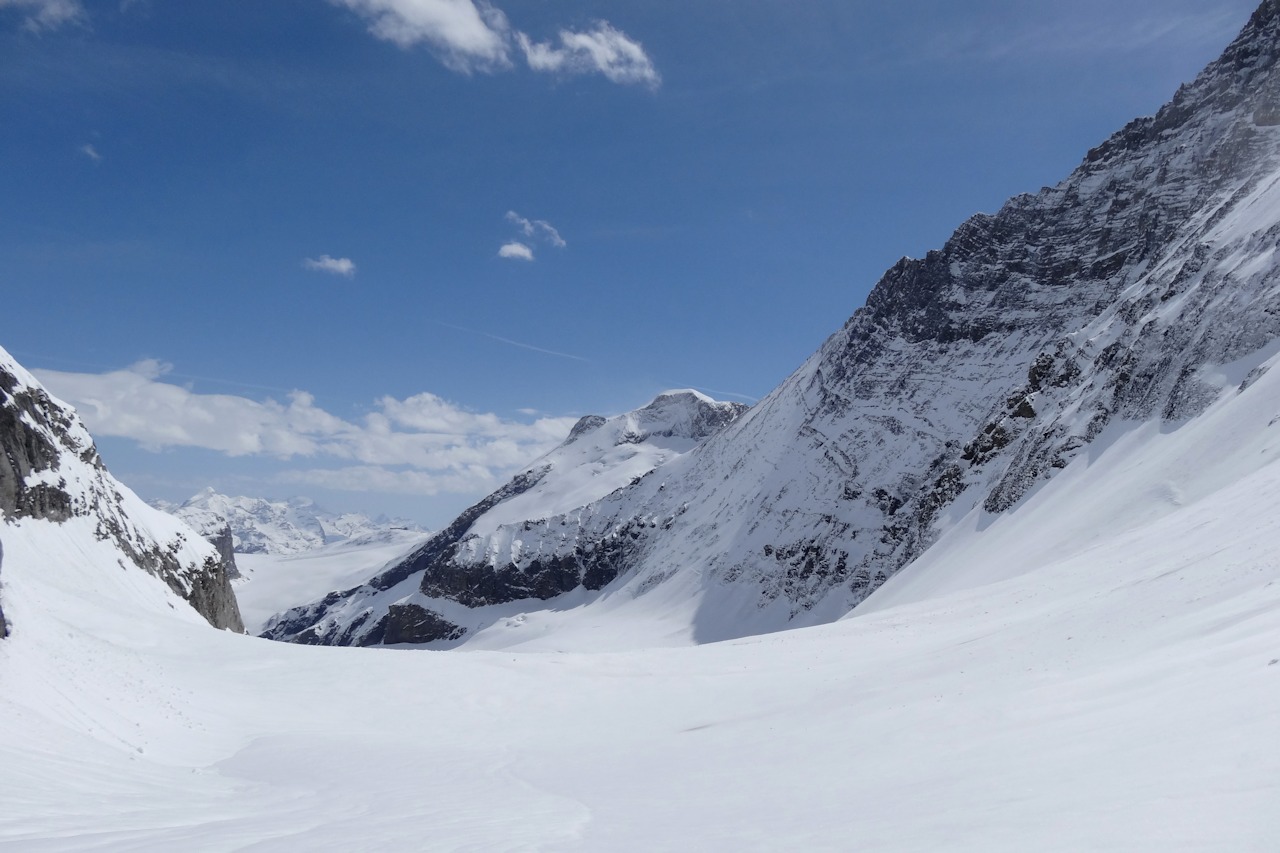 #9 Versant Est : Dans le lointain, Tsanteleina, Grand Paradis et plus proche, la Grande Motte. Versant Est : Dans le lointain, Tsanteleina, Grand Paradis et plus proche, la Grande Motte.
