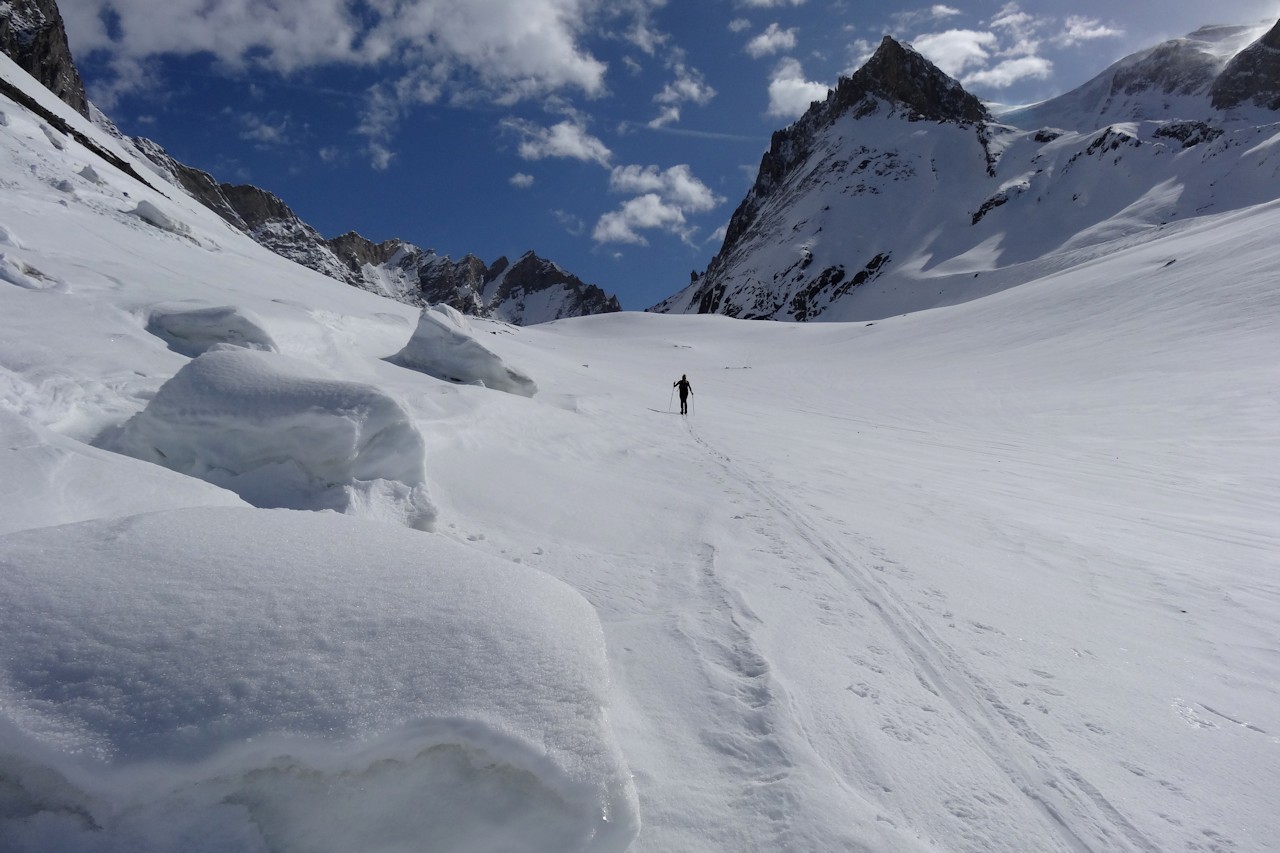 #4 Pentes débonnaires : A l Pentes débonnaires : A l'approche du glacier de la Grande Casse.