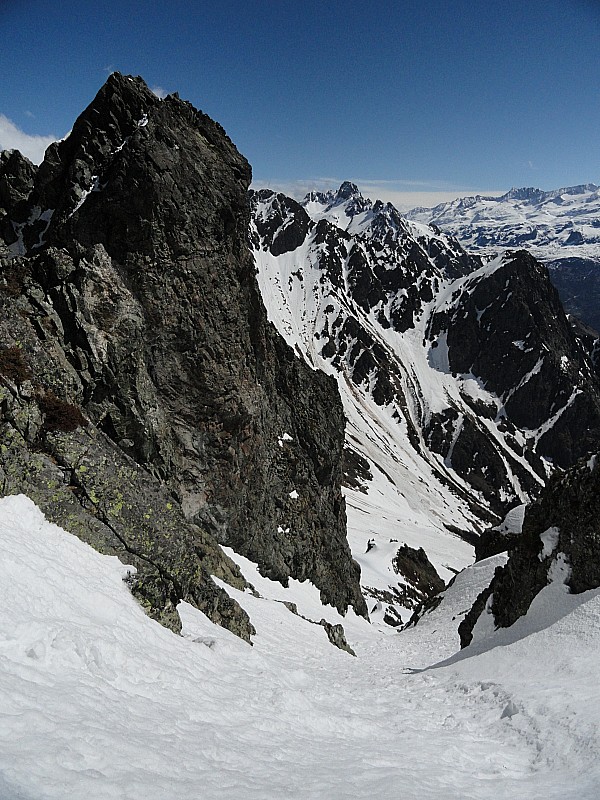 #6 Grand Sorbier : Le couloir Est du Sorbier a mauvaise mine Grand Sorbier : Le couloir Est du Sorbier a mauvaise mine