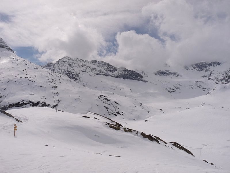 #1 Vue en passant par le refuge : il fait encore beau; enfin deja moins... Vue en passant par le refuge : il fait encore beau; enfin deja moins...