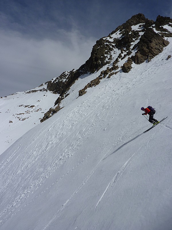 #17 Descente du col de Nasta : Lionel en action sur une neige qui porte encore... Descente du col de Nasta : Lionel en action sur une neige qui porte encore...