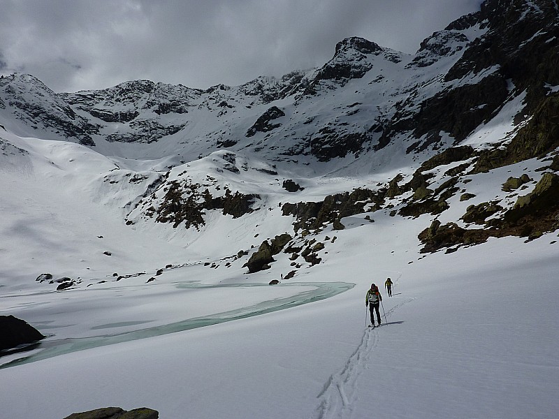 #26 Lac Brocan : Sous le pas de Brocan en haut à droite Lac Brocan : Sous le pas de Brocan en haut à droite