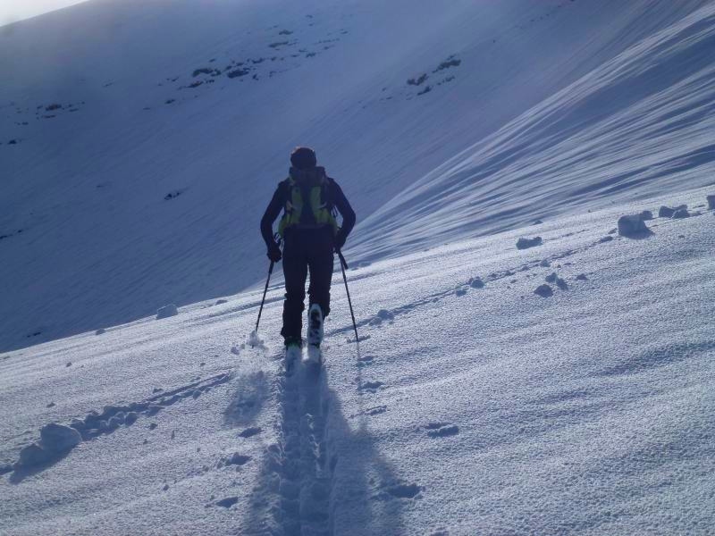 #3 Mont Joly : On trace dans 15/20cms de poudreuse lourde et collante Mont Joly : On trace dans 15/20cms de poudreuse lourde et collante