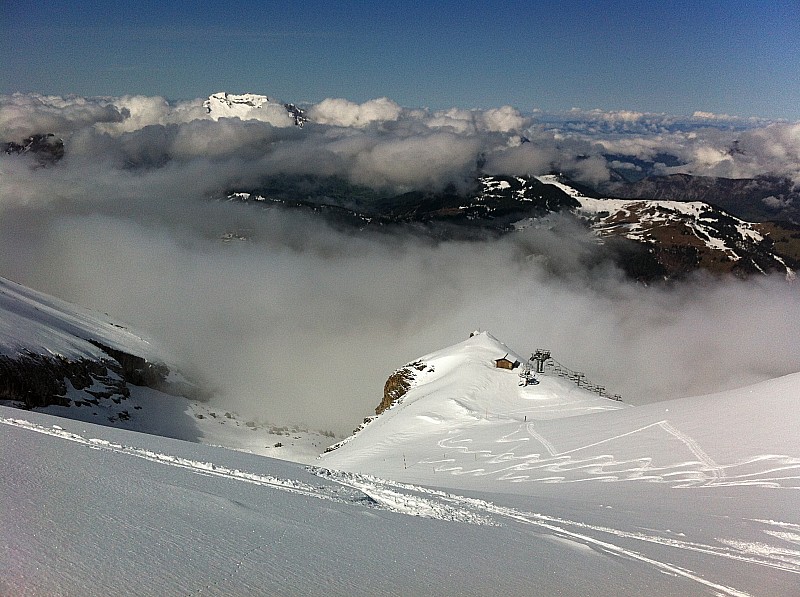 #4 Entre brume et soleil : vue inhabituelle du télésiège de l Entre brume et soleil : vue inhabituelle du télésiège de l'aiguille