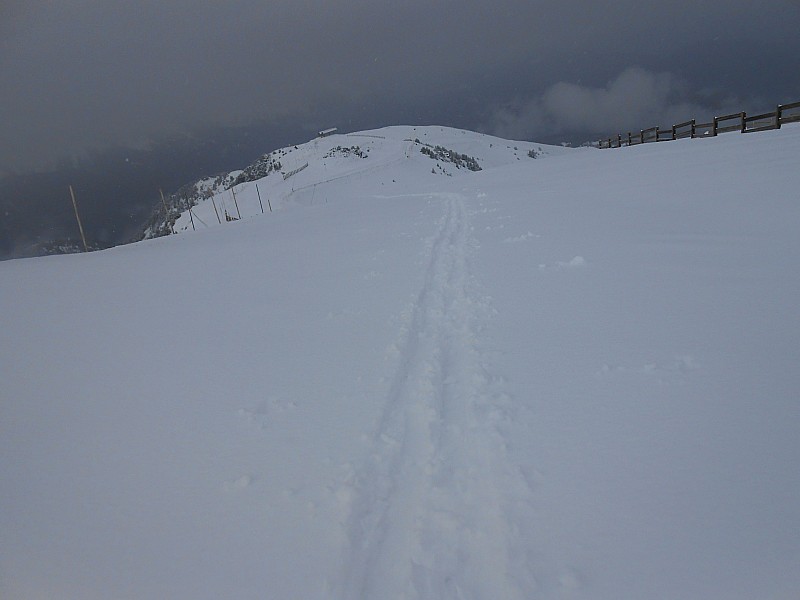 #4 croix de chamrousse : petite couche de poudreuse ce matin croix de chamrousse : petite couche de poudreuse ce matin