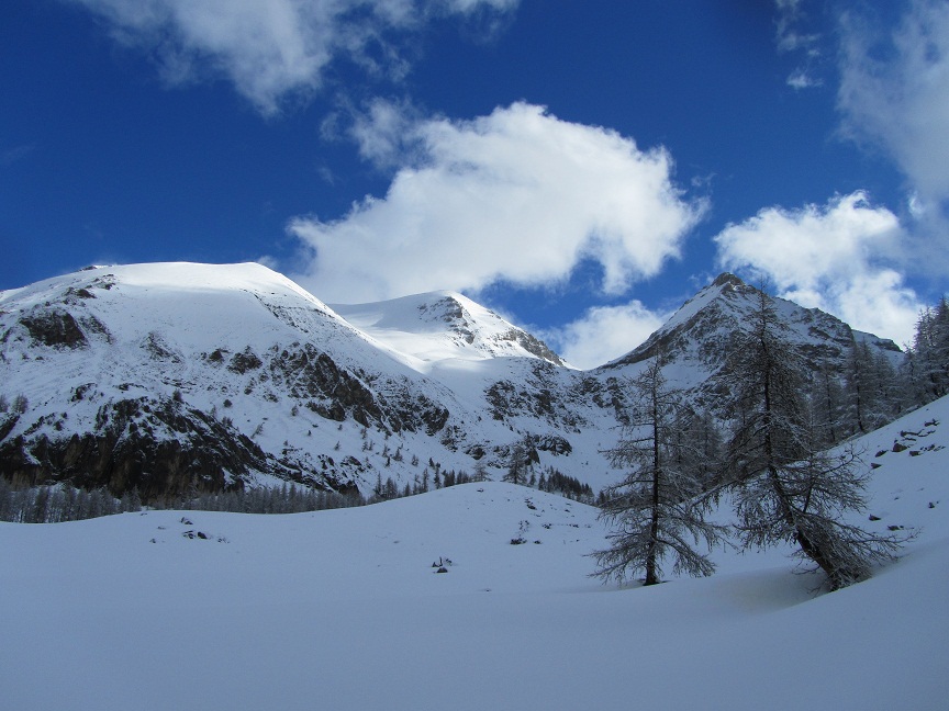 #4 Mont Pelat : sommet pendant une des rares éclairci de dimanche matin Mont Pelat : sommet pendant une des rares éclairci de dimanche matin