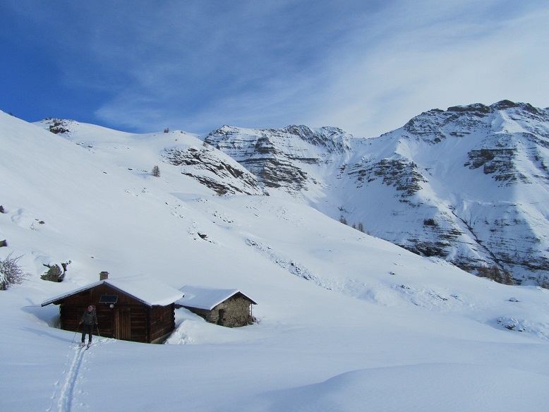 #1 Cabane de Palluel : tres bon refuge pour passer plusieurs jours dans le secteur Cabane de Palluel : tres bon refuge pour passer plusieurs jours dans le secteur