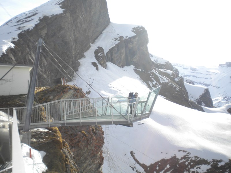 #8 Oberland : L Oberland : L'impressionante passerelle au dessus du vide du Gemmipass