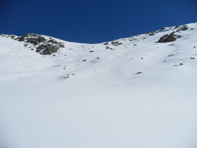 #8 La pente sous la cime de Chabrières en neige dure. La pente sous la cime de Chabrières en neige dure.