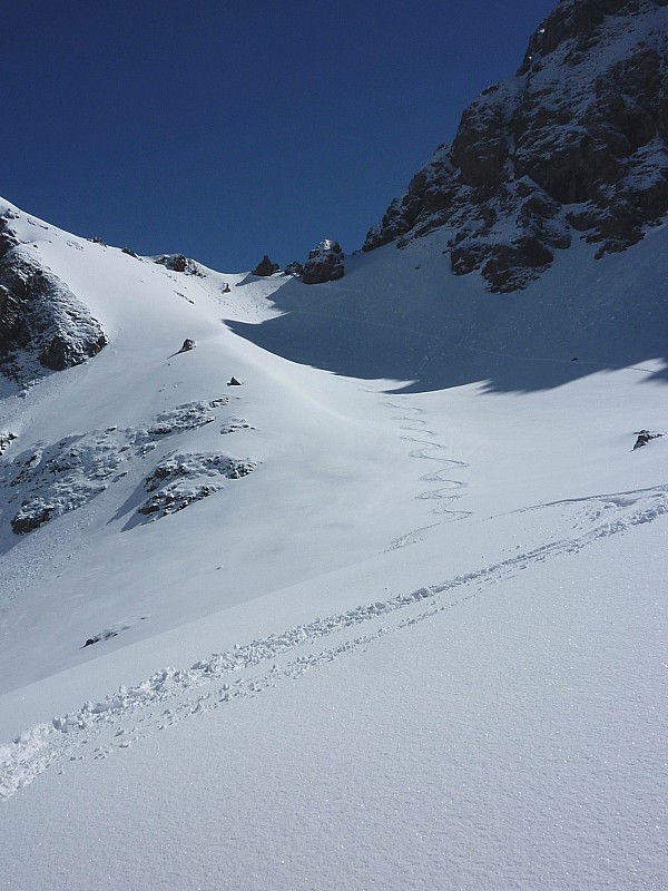 #1 bonnes conditions : bonne poudreuse à l bonnes conditions : bonne poudreuse à l'ombre