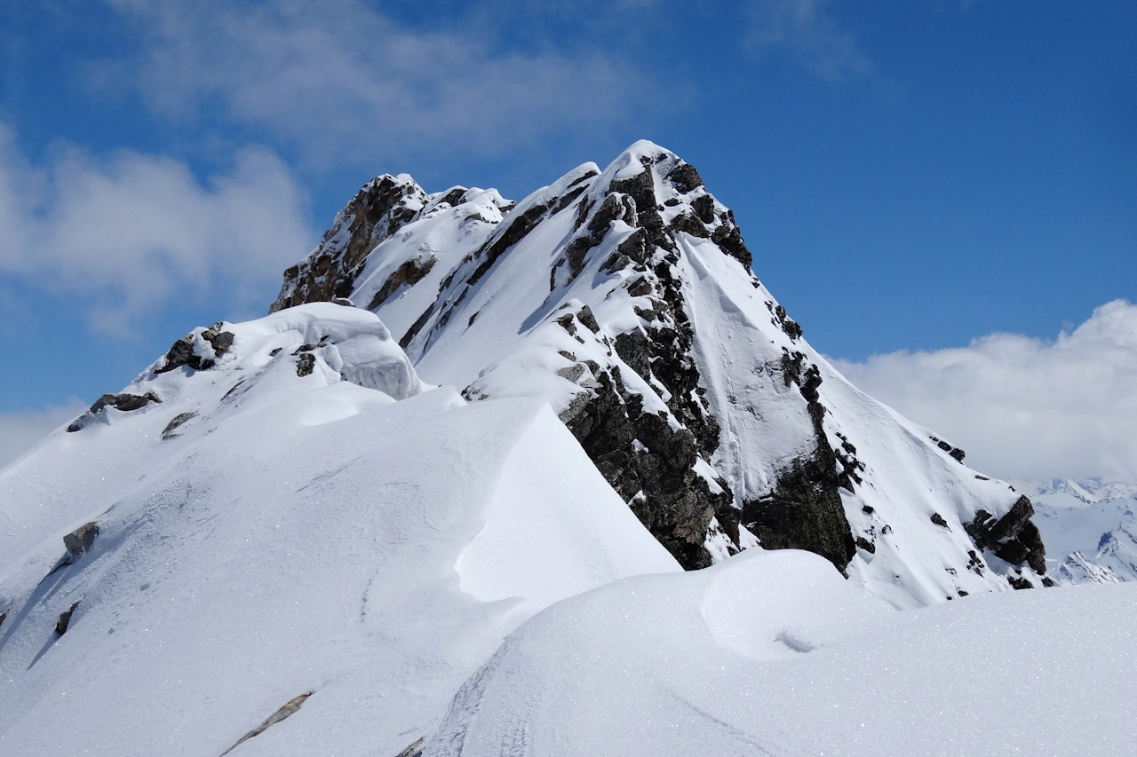 #16 Sur la crête : Les arêtes vers l Sur la crête : Les arêtes vers l'Est.