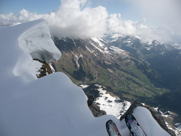#2 crêtes de la blonnière : un peu d crêtes de la blonnière : un peu d'epaisseur par endroit, mais sous les pieds j'ai que l'epaisseur de la neige fraiche