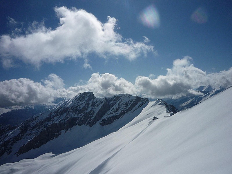 #6 En regardant Vallon Claous : Il reste encore de belles pentes à skier En regardant Vallon Claous : Il reste encore de belles pentes à skier