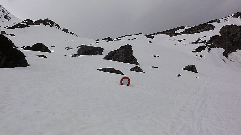 #4 hauteur de neige : pas trop de neige en beaufortain...à 1800! hauteur de neige : pas trop de neige en beaufortain...à 1800!