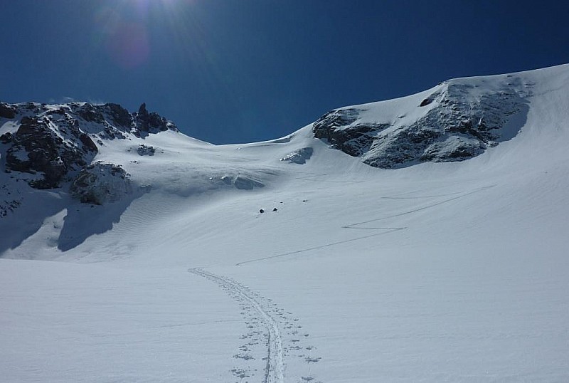 #1 Glacier du Gd Col : La trace de montée au col des Roches, parfaite. Glacier du Gd Col : La trace de montée au col des Roches, parfaite.