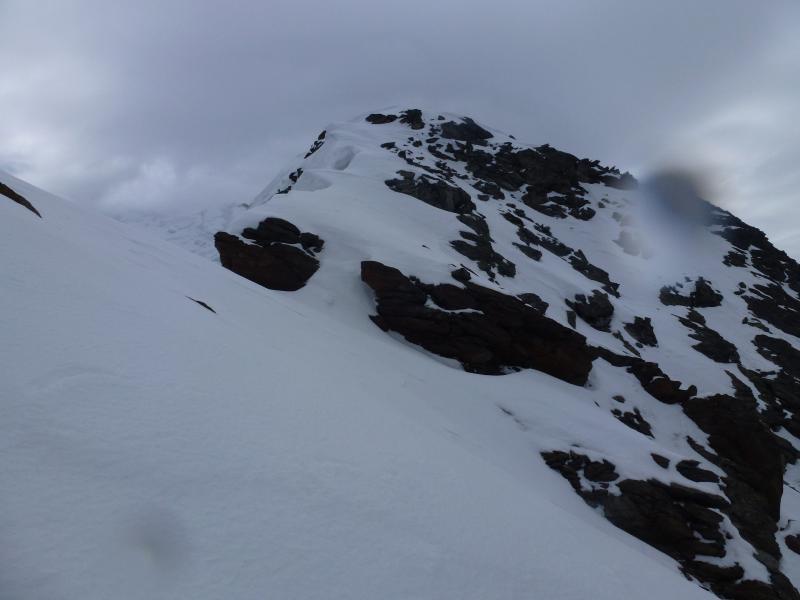 Pointe centrale du Tricot : Sommet, pas assez enneigé pour etre skiable
