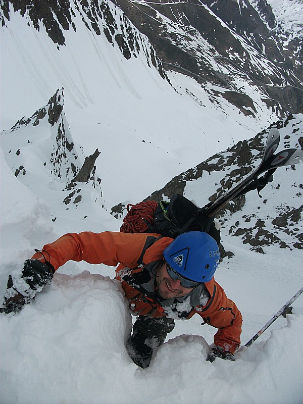 #9 corniche : Thomas sort sa tête de la corniche corniche : Thomas sort sa tête de la corniche