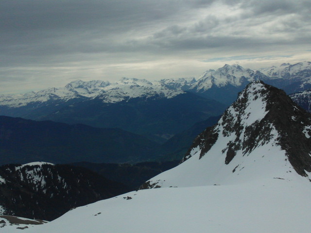 #2 Sur la crête : La tête dans les nuages Sur la crête : La tête dans les nuages