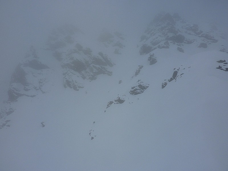 #1 Brouillard : A mi pente, ça sent bon la sortie Brouillard : A mi pente, ça sent bon la sortie