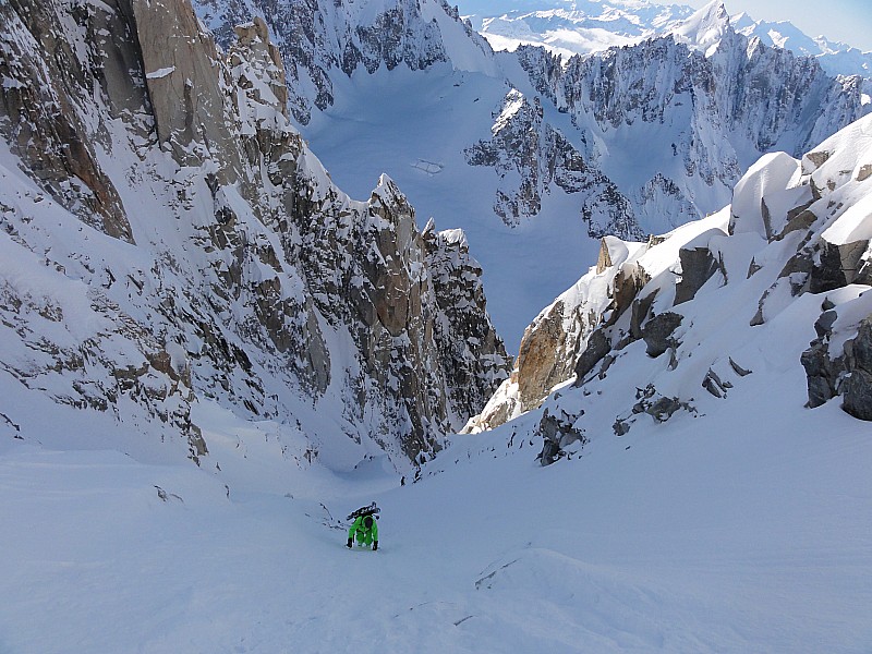 #4 Couloir en Y : Branche de gauche, ambiance... Couloir en Y : Branche de gauche, ambiance...