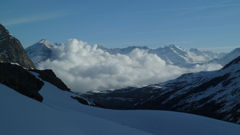 #4 Nuages en vallée : En Maurienne Nuages en vallée : En Maurienne