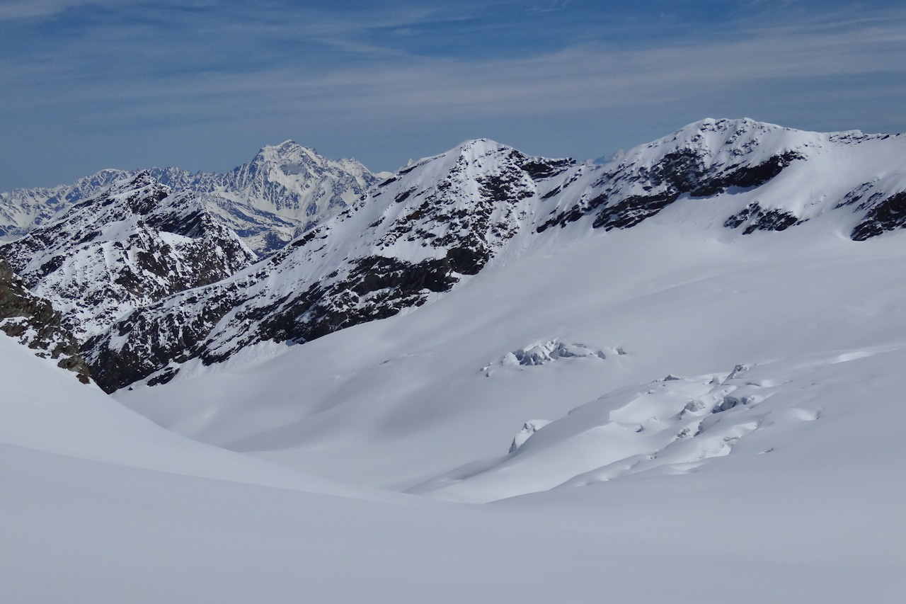 Glacier du Ruitor rive droite : Zone crevassée.