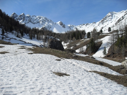 #7 Arrivée en bas dans une neige pourrie. Arrivée en bas dans une neige pourrie.