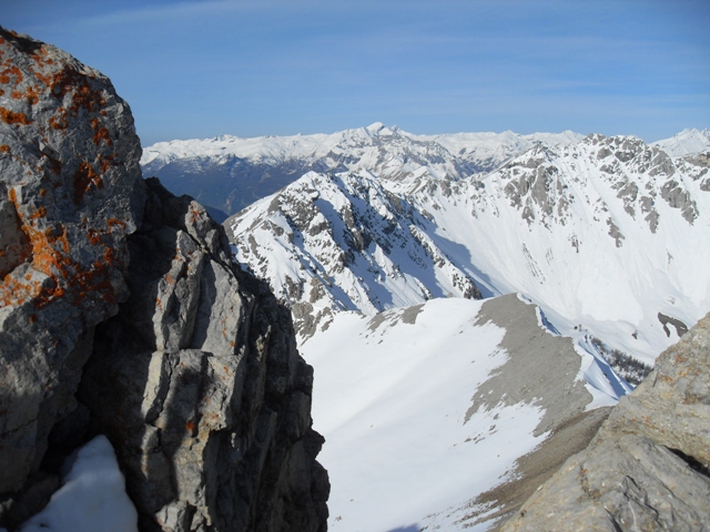 #3 Vue sur les crêtes de Maravoise et les crêtes du grand Clausis. Vue sur les crêtes de Maravoise et les crêtes du grand Clausis.