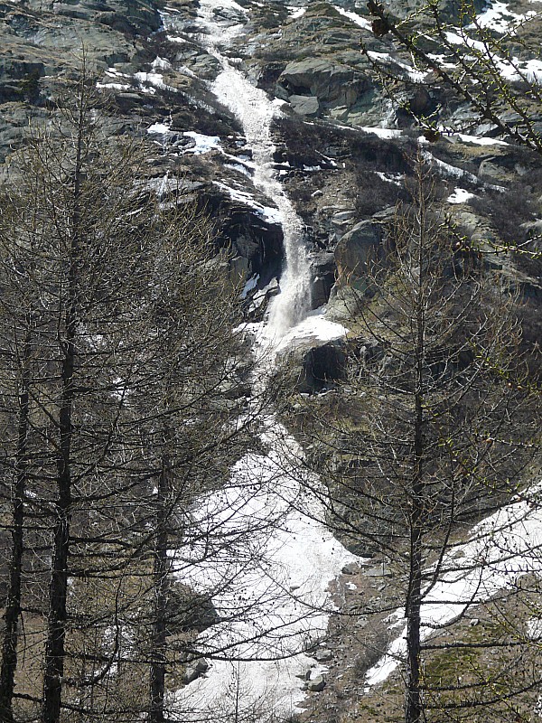 #4 cascade de neige ! : versant opposé cascade de neige ! : versant opposé