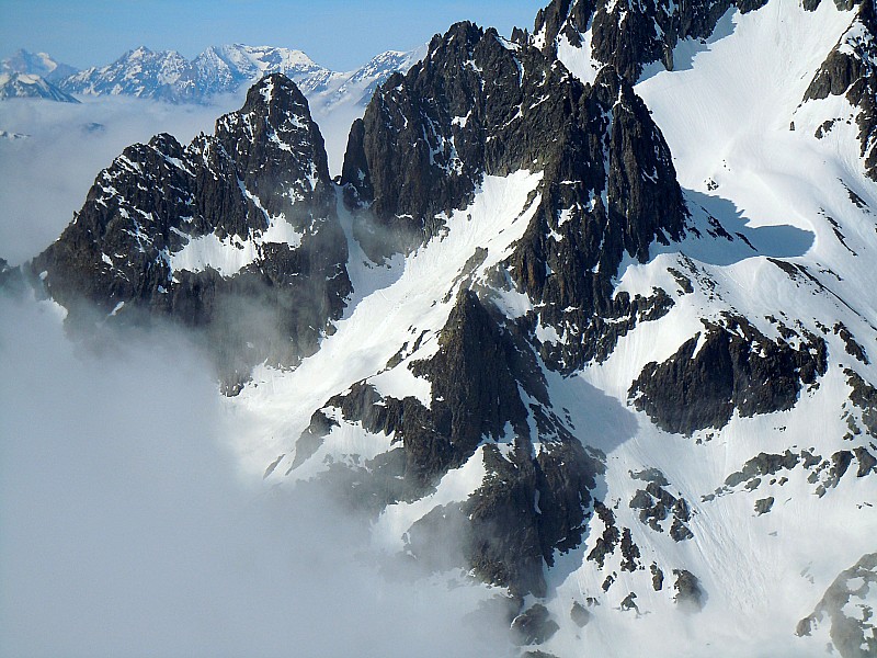 #4 Coup de Sabre du Pignollet : ...dans une brève ouverture de nuages. Coup de Sabre du Pignollet : ...dans une brève ouverture de nuages.