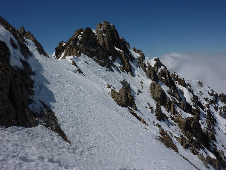 #7 aiguille du grand fond 13/5/12 : sommet ouest aiguille du grand fond 13/5/12 : sommet ouest