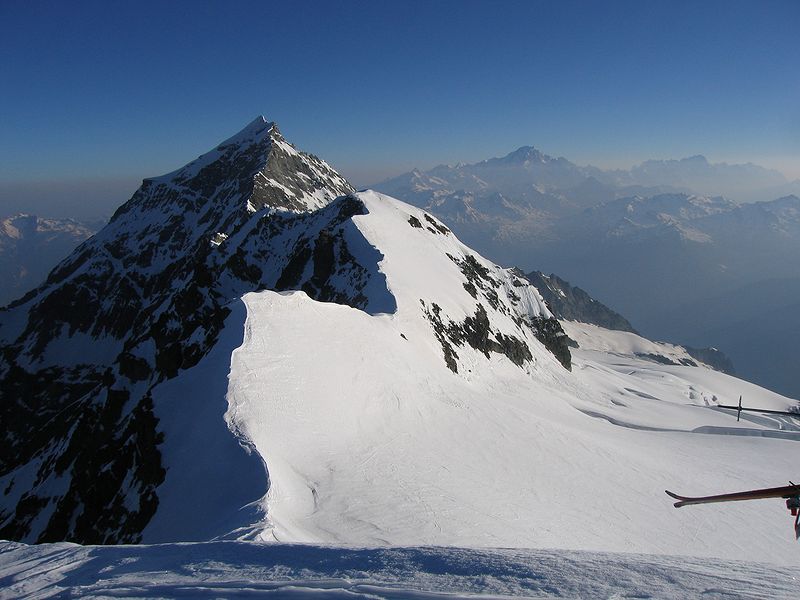 #3 Dôme de la Sache : sommet 7h15 Arrête menant au Mt POURRI + 1 bonne partie de l Dôme de la Sache : sommet 7h15 Arrête menant au Mt POURRI + 1 bonne partie de l'itinéraire de descente