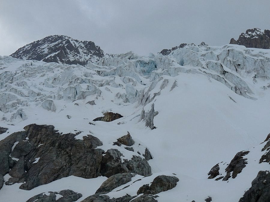 #2 Seracs : la partie terminale du glacier blanc Seracs : la partie terminale du glacier blanc