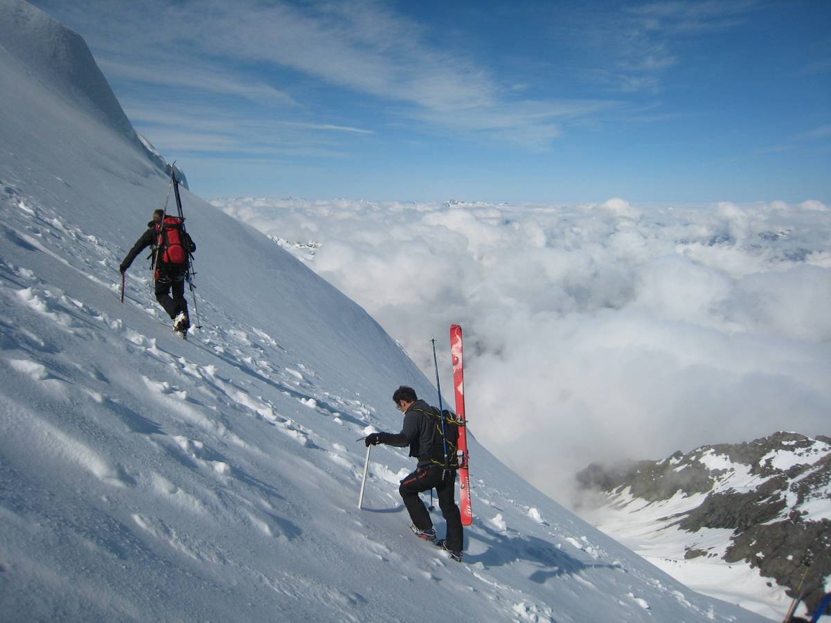 #6 Epaule Ouest : on monte tranquille avec Pascal Epaule Ouest : on monte tranquille avec Pascal