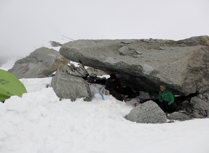 #3 Bivouac : La pierre qui sauve la soirée. Bivouac : La pierre qui sauve la soirée.
