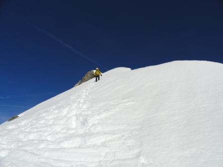 #5 christophe sur l christophe sur l'arete : descente du sommet