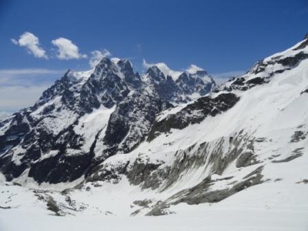 #2 trilogie : les collines du glacier noir trilogie : les collines du glacier noir