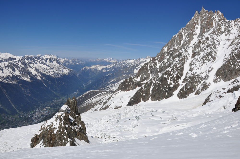 #51 Refuge des Grands Mulets : sur son perchoir Refuge des Grands Mulets : sur son perchoir