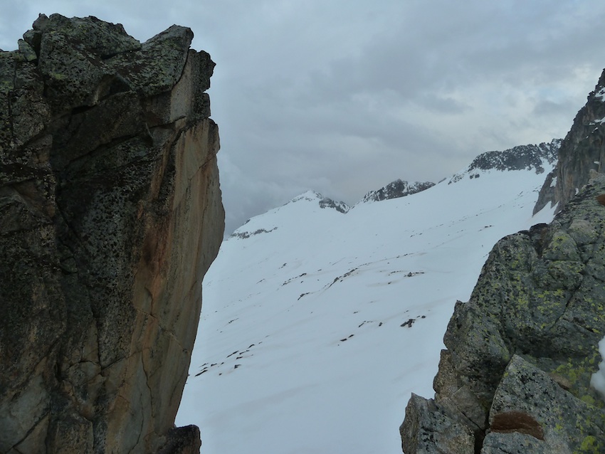 #4 Sommet en vue : A travers le Portillon Superior Sommet en vue : A travers le Portillon Superior