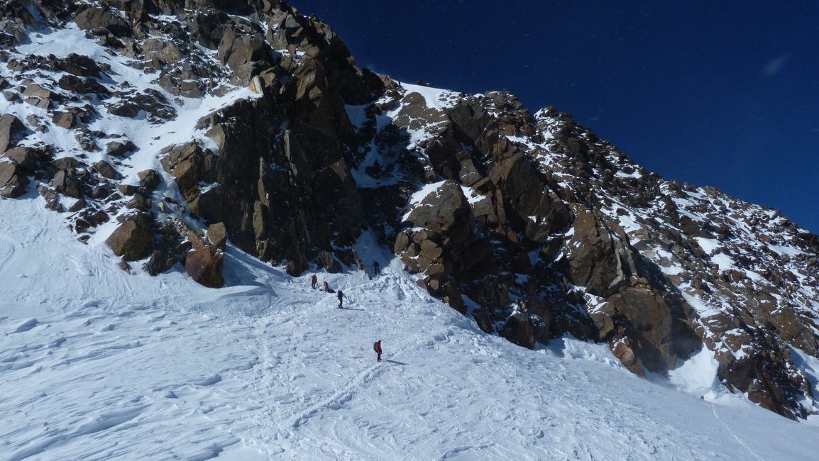 #22 Couloir nord de Dufourspitze : Silbersattel 4515m Couloir nord de Dufourspitze : Silbersattel 4515m