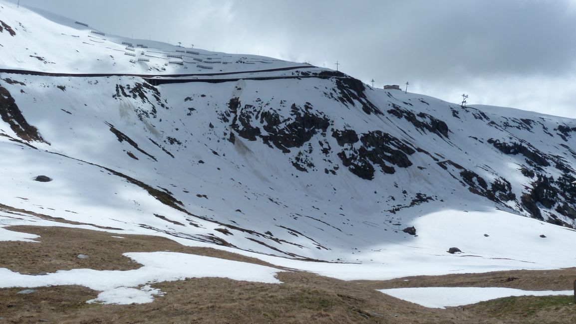 #3 Montée à Rotenboden : L Montée à Rotenboden : L'enneigement versant nord commence vers 2000