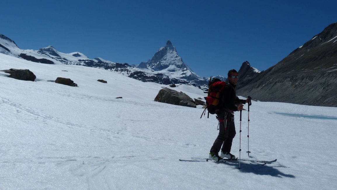 #47 Sur le Gornergletcher : A 2500m on est repassé en températures positives Sur le Gornergletcher : A 2500m on est repassé en températures positives
