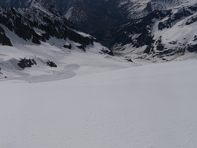#6 avalanche : belles pentes lisses à côté de cette grosse vague(on en voit ici que le tiers) avalanche : belles pentes lisses à côté de cette grosse vague(on en voit ici que le tiers)
